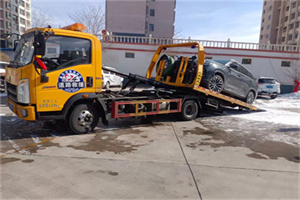 锡山区救援拖车费用怎么算